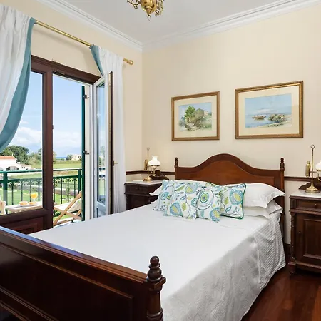 Rose Corfu Plage d'Almiros