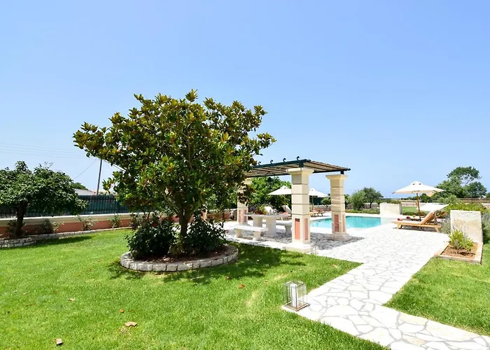 Villa Rose Corfu Almiros strand