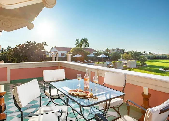 Villa Rose Corfu Almiros strand